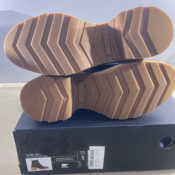 Sorel
Hi Line Heel Lace Leather Waterproof Boots 
Black /Tawny Buff
Women’s 5 - Picture 6 of 6